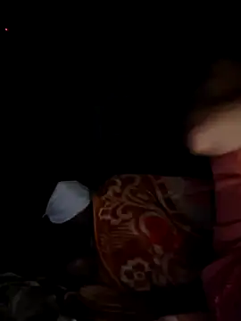 Snapshot of menakshiiikaur chatting on 09-15-25, 05:46 menakshiiikaur online show from 09-15-25, 05:46