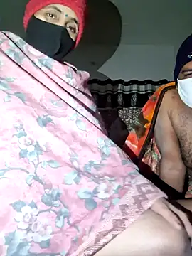 Snapshot of menakshiiikaur chatting on 11-09-25, 05:55 menakshiiikaur online show from 11-09-25, 05:55