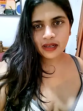 Snapshot of chanu174174 chatting on 09-18-25, 04:47 chanu174174 online show from 09-18-25, 04:47