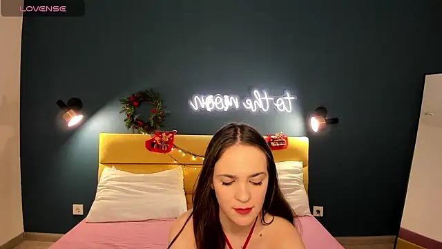 Selena Cutiee online show from 01-01-25, 03:02