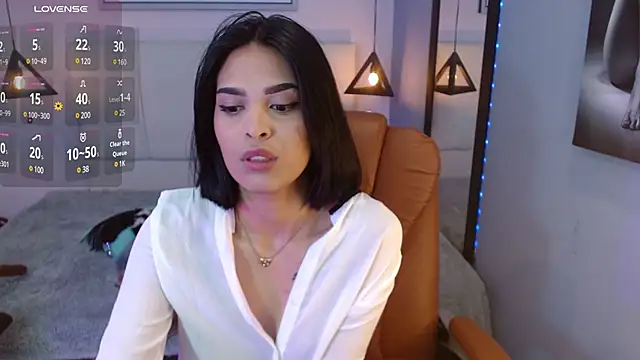 AlessiaVal  online show from 03-11-25, 11:33