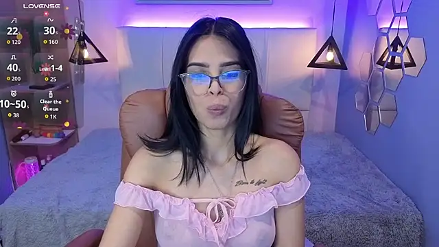 AlessiaVal  online show from 10-13-25, 03:45