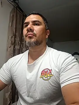 Snapshot of pob_cam chatting on 09-18-25, 03:36 pob cam online show from 09-18-25, 03:36