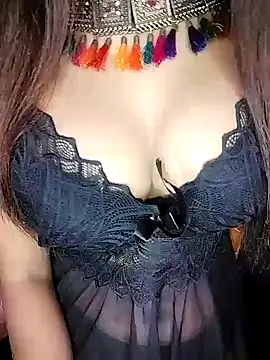 Snapshot of Esha_Babyy chatting on 12-29-24, 05:12 Esha Babyy online show from 12-29-24, 05:12