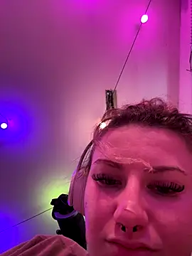 Snapshot of sluttysmiley chatting on 12-03-25, 06:06 sluttysmiley online show from 12-03-25, 06:06