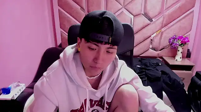 Im Mathias online show from 01-18-25, 09:34