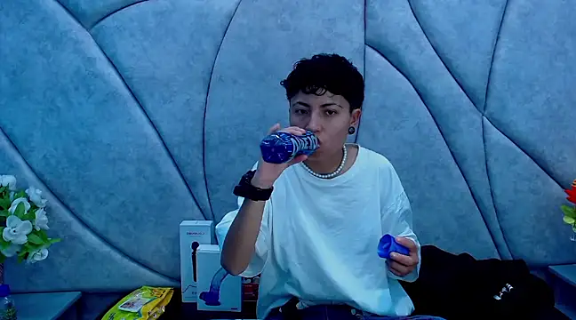 Im Mathias online show from 03-21-25, 02:50