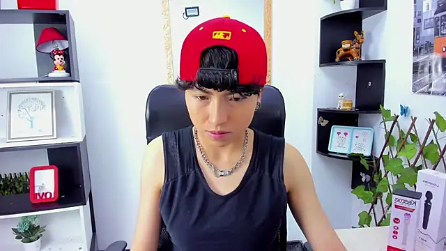 Im Mathias online show from 10-11-25, 02:59