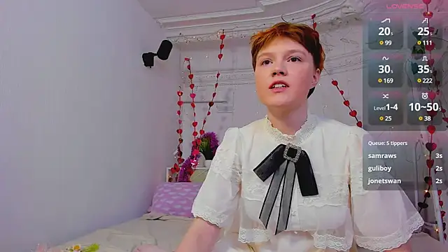 DreamyLuna online show from 01-13-25, 03:12