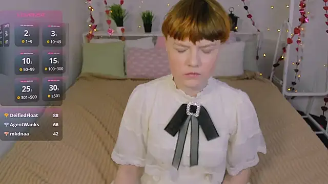 DreamyLuna online show from 01-22-25, 12:06