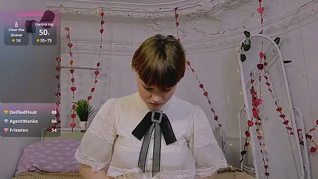 DreamyLuna online show from 01-22-25, 03:20