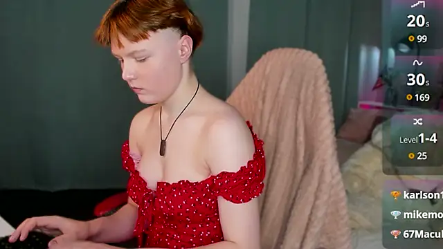 DreamyLuna online show from 01-24-25, 03:11