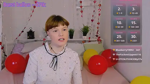 DreamyLuna online show from 01-26-25, 02:45