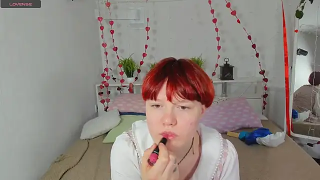 DreamyLuna online show from 03-07-25, 08:33