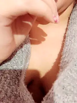 Hotoufia38 online show from 12-20-24, 04:25