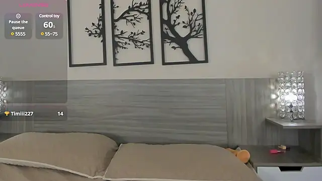 AmaraVelez online show from 01-26-25, 03:25