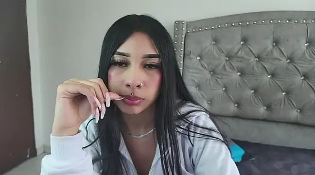 Snapshot of Nesuko_kamado_ chatting on 03-08-25, 02:51 Nesuko kamado online show from 03-08-25, 02:51