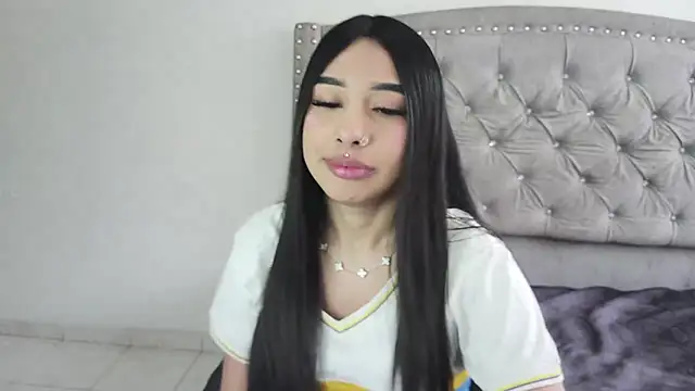 Snapshot of Nesuko_kamado_ chatting on 09-09-25, 03:00 Nesuko kamado online show from 09-09-25, 03:00