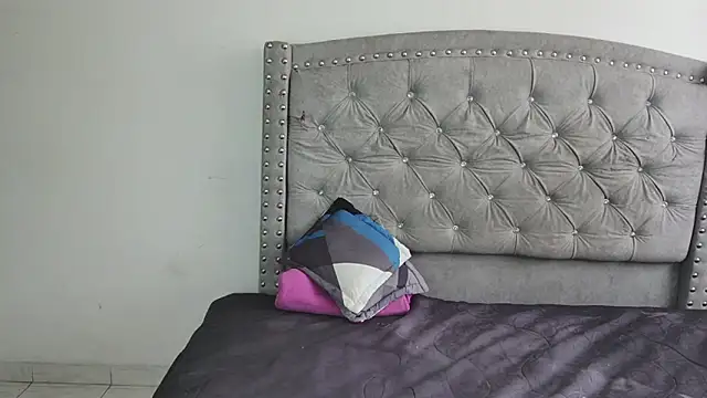 Snapshot of Nesuko_kamado_ chatting on 11-02-25, 04:31 Nesuko kamado online show from 11-02-25, 04:31