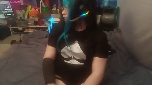 AshThaSissy online show from 09-11-25, 01:11