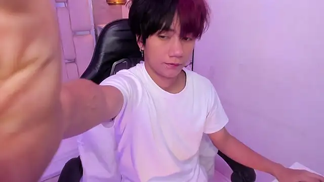 Eriol  online show from 09-23-25, 11:57