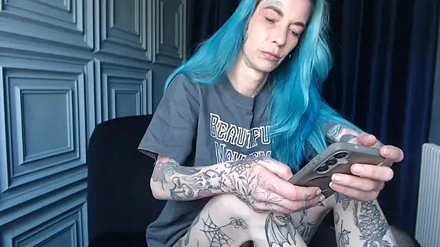 Snapshot of RavenryderUK chatting on 05-01-26, 10:31 RavenryderUK online show from 05-01-26, 10:31