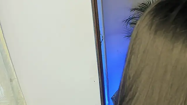 scarlet hill online show from 01-23-25, 01:19