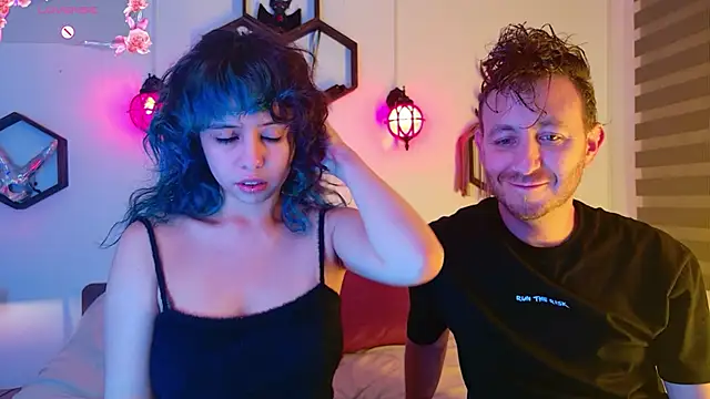 Snapshot of Sweet_Chaos chatting on 11-09-25, 03:05 Sweet Chaos online show from 11-09-25, 03:05