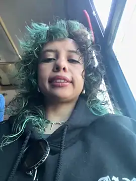 Snapshot of Sweet_Chaos chatting on 12-17-25, 02:34 Sweet Chaos online show from 12-17-25, 02:34