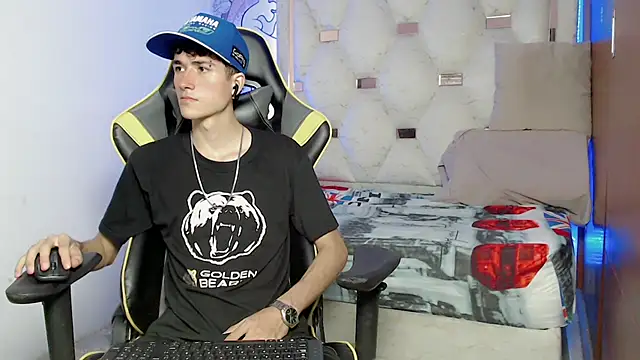 johnny cagee online show from 09-11-25, 03:50