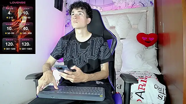 johnny cagee online show from 03-13-26, 03:46