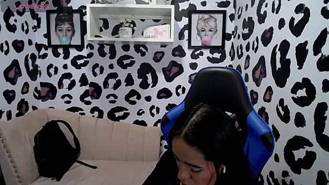 stephania t online show from 02-06-25, 11:54