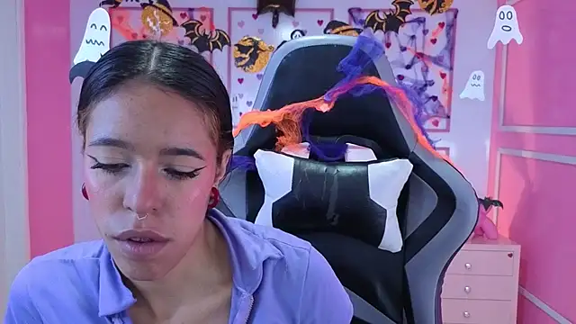 stephania t online show from 10-27-25, 11:47