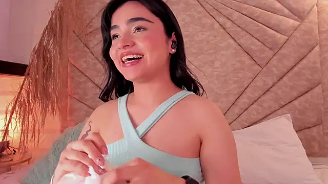 ConnieFontane online show from 03-16-25, 07:37