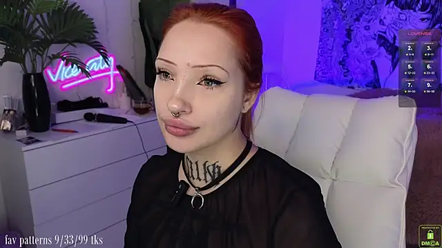 violetviolator online show from 11-07-25, 04:12