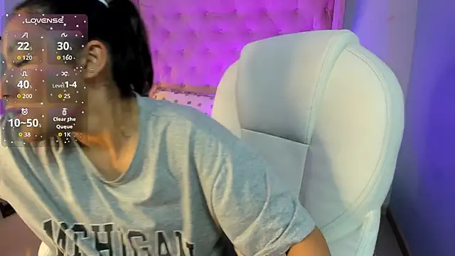  Sophie  miller online show from 02-08-26, 08:12