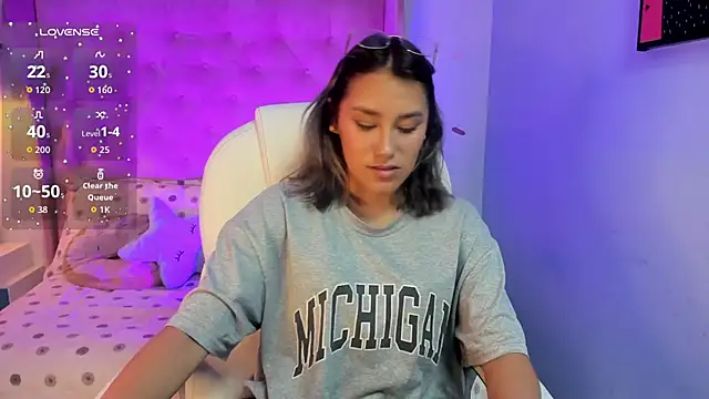  Sophie  miller online show from 02-13-26, 09:33