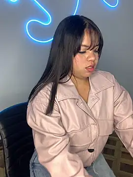 Elaa euphoria online show from 01-23-25, 01:41