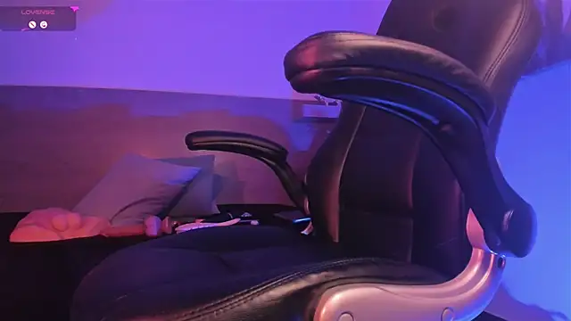 NyxShadow   online show from 03-07-25, 07:30