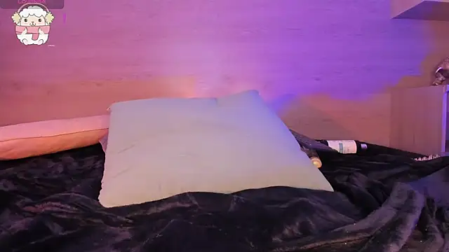 NyxShadow   online show from 03-21-25, 07:00