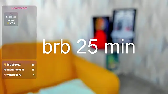 Snapshot of Michelle_Blond chatting on 02-13-25, 01:37 Michelle Blond online show from 02-13-25, 01:37