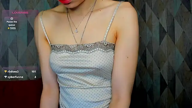 Snapshot of Michelle_Blond chatting on 02-25-25, 10:15 Michelle Blond online show from 02-25-25, 10:15