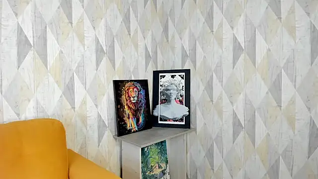 Snapshot of Michelle_Blond chatting on 03-22-25, 10:28 Michelle Blond online show from 03-22-25, 10:28