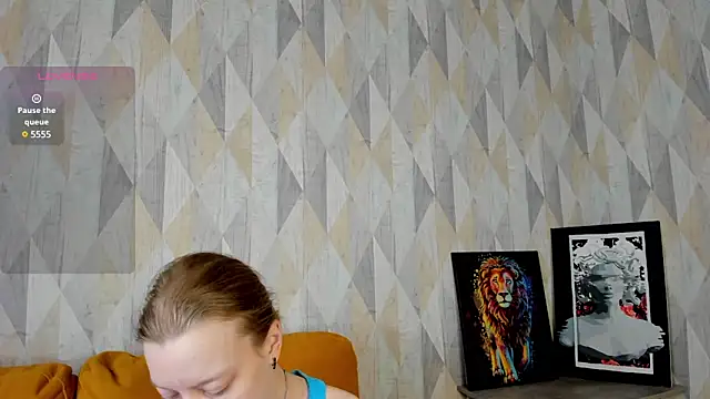 Snapshot of Michelle_Blond chatting on 03-23-25, 07:09 Michelle Blond online show from 03-23-25, 07:09