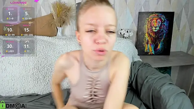 Snapshot of Michelle_Blond chatting on 09-21-25, 07:10 Michelle Blond online show from 09-21-25, 07:10