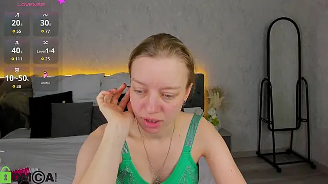 Michelle Blond online show from 02-07-26, 09:24