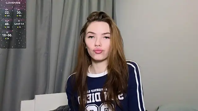 Snapshot of Vetalife chatting on 12-17-24, 09:50 Vetalife online show from 12-17-24, 09:50