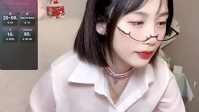 Snapshot of LaoSHI-999 chatting on 01-12-25, 01:42 LaoSHI-999 online show from 01-12-25, 01:42