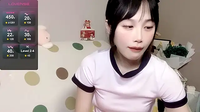 Snapshot of LaoSHI-999 chatting on 01-24-25, 03:00 LaoSHI-999 online show from 01-24-25, 03:00