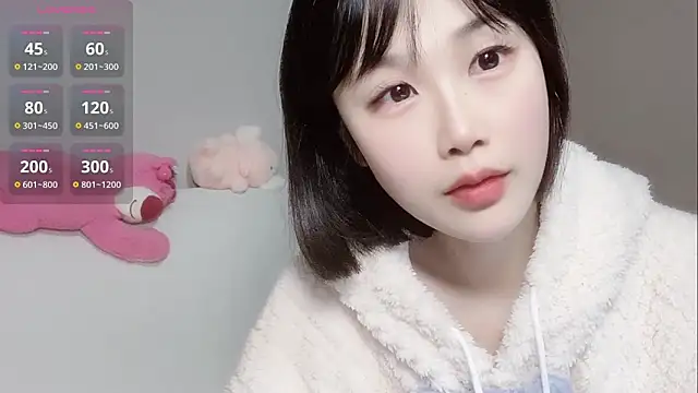 Snapshot of LaoSHI-999 chatting on 02-16-25, 12:19 LaoSHI-999 online show from 02-16-25, 12:19